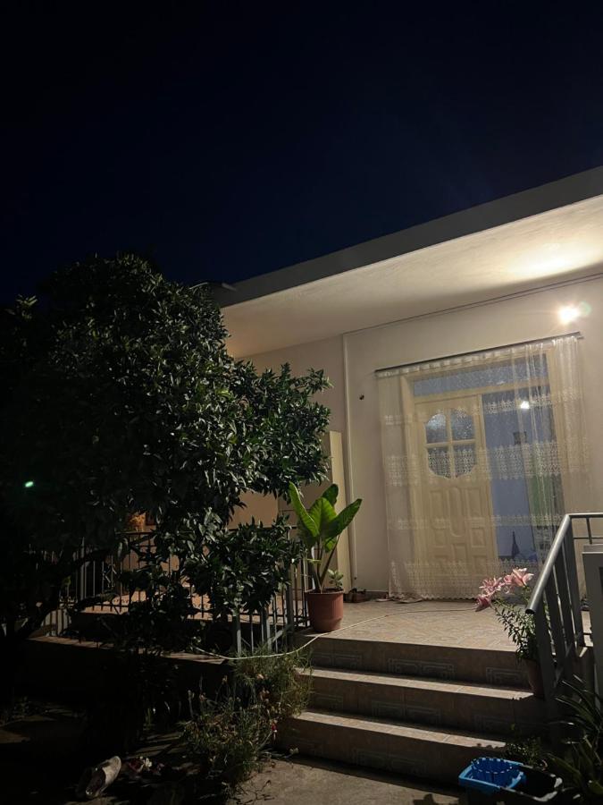 Rooms For Rent Habipi Wlora Zewnętrze zdjęcie