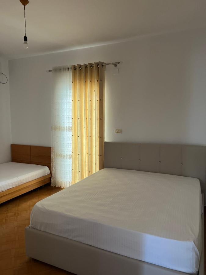 Rooms For Rent Habipi Wlora Zewnętrze zdjęcie